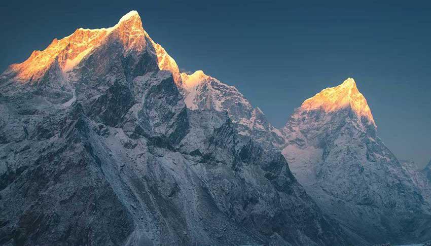 Lobuche Peak