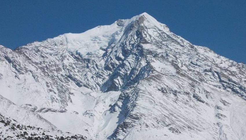 Pisang Peak
